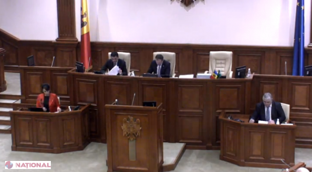LIVE VIDEO // Deputații se întrunesc în ședință. Parlamentarii nu vor să recunoască că R. Moldova este un STAT CAPTURAT. Pauză de o oră jumătate