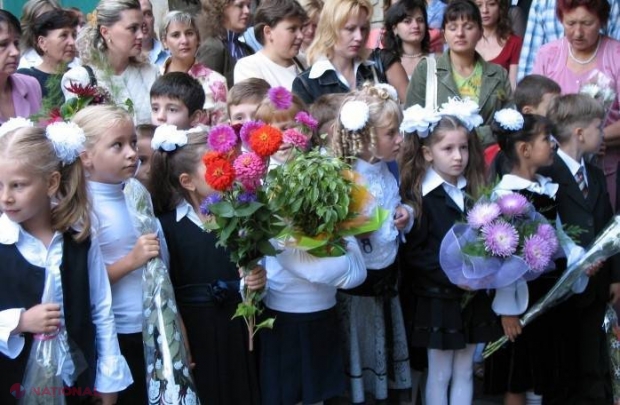 Numărul copiilor care merg astăzi în clasa întâi, mai mic decât anul trecut