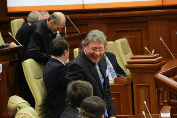 Promisiune INCOMODĂ, făcută de Ghimpu în Parlament