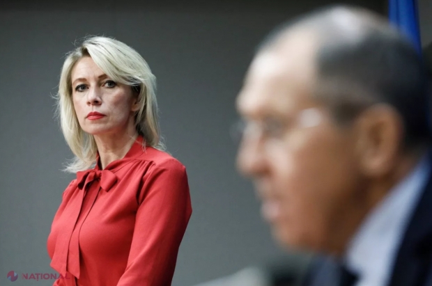 Federația Rusă, NEMULȚUMITĂ că Parlamentul de la Chișinău a interzis simbolurile „Z”, „V”, dar și panglica negru-oranj. Reprezentanții lui Putin îi sugerează Maiei Sandu să nu promulge modificările și să aibă „bun-simț”