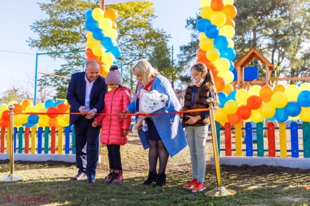 Deputata Platformei Parlamentare „Pentru Moldova”, Eleonora Graur, a amenajat un teren de joacă pentru copii