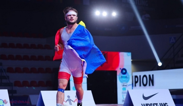 Doi luptători de stil greco-roman din R. Moldova, campioni mondiali la categoria de vârsta sub 23 de ani!