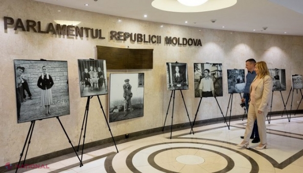 Viața din anii ’60, expusă la Parlament: 20 de fotografii ale lui Zaharia Cușnir de la nunți, cumetrii, înmormântări sau hora satului