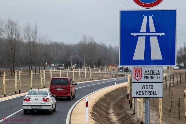 Atenție, șoferi! Un stat din UE schimbă taxa de drum de la 1 februarie: Microbuzele și autocarele nu mai plătesc vinietă, ci taxă per kilometru