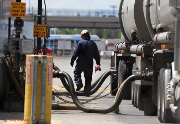 Preţurile petrolului au atins nivelul MAXIM al ultimelor două luni la nivel mondial: Costul benzinei în R. Moldova a depășit 31 de lei pentru un litru