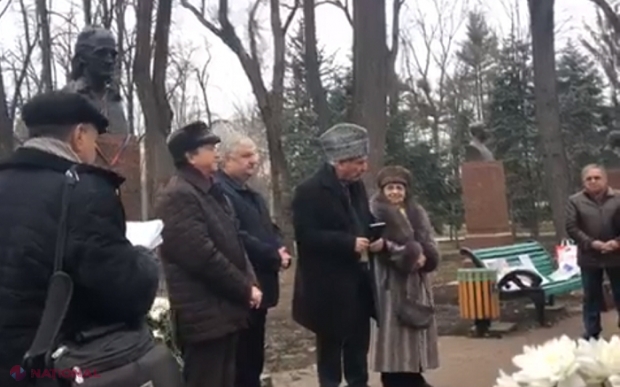 Grigore Vieru ar fi împlinit astăzi 84 de ani. Discursuri la bustul poetului: „El a cântat ca nimeni altul frumusețea limbii române și idealurile noastre românești” 