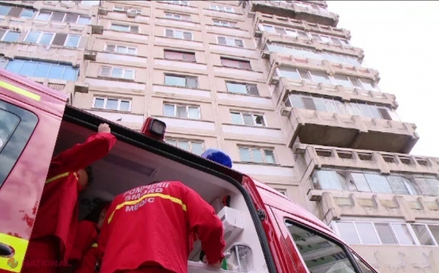 Un copil de PATRU ani a căzut în gol de la etajul șapte al unei clădiri de la Bălți. Minorul a supraviețuit impactului, dar e în stare extrem de gravă