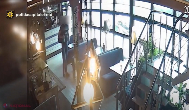 VIDEO // Un recidivist a profitat de neatenția recepționerei unui hotel din capitală și i-a FURAT portmoneul cu 60 000 de lei