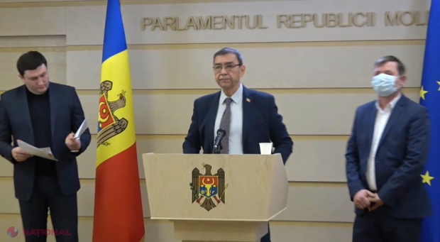 Socialiștii se LAUDĂ că ar fi salvat R. Moldova de „HAOS” și că toate amendamentele PAS și ale Platformei „DA” au fost luate în seamă la ședința NOCTURNĂ. Parlamentarii PSRM nu înțeleg de ce agricultorii mai stau în stradă