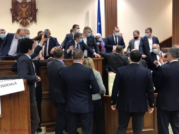 VIDEO, UPDATE // Ședința RELUATĂ cu noi ALTERCAȚII! SIS-ul a fost trecut în subordinea Parlamentului. SCHIMBĂRI în componența Biroului permanent al Legislativului. „A fost un DEZMĂȚ”