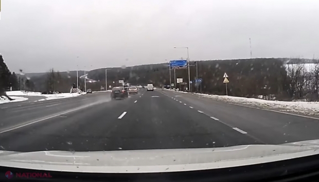 VIDEO // Un șofer a fost la un pas să provoace un CARNAGIU pe traseul Chișinău-Orhei. A ignorat toate indicatoarele, marcajele rutiere, regimul de viteză și a fost aproape să spulbere un om pe trecerea de pietoni