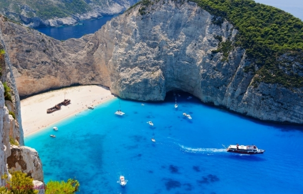 Top cinci cele mai IEFTINE insule grecești pe care să le vizitezi în 2023. Paradisul elen și peisaje de vis, la prețuri de criză