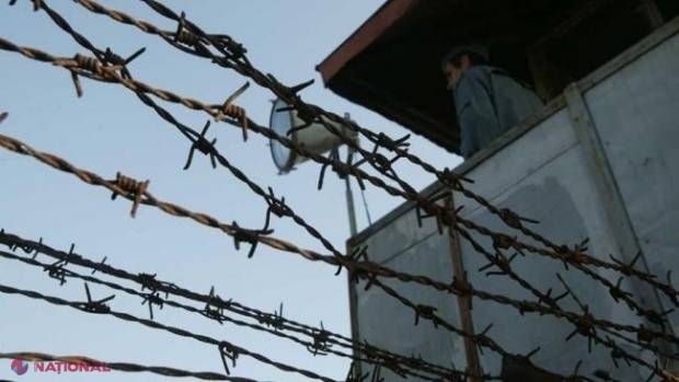 Un deținut de la Brănești a încercat să evadeze, după ce a fost dus să lucreze în mina de piatră: Acum riscă încă trei ani de închisoare