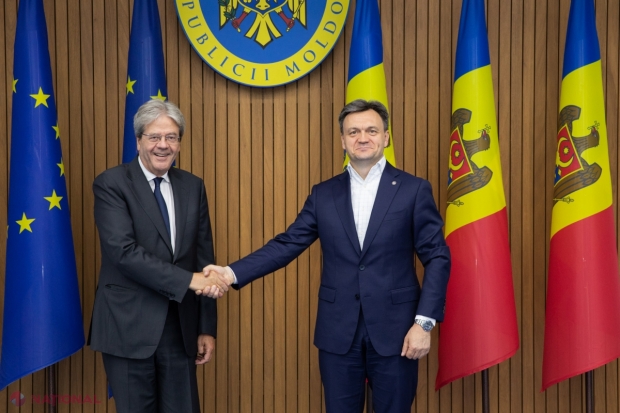 Comisarul european pentru ECONOMIE anunță o nouă conferință a DONATORILOR Platformei de sprijin pentru R. Moldova. Paolo Gentiloni: „Guvernarea a făcut față unor ȘOCURI cumulative în ultimii doi ani”