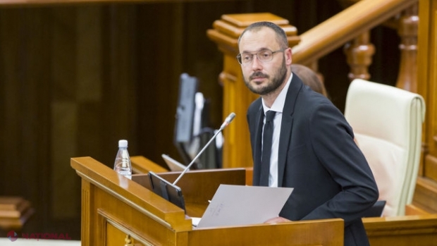 Ce spune Sergiu Litvinenco, după ce Platon l-a acuzat că ar fi omul lui Vlad Plahotniuc. „Pentru eliberarea sa trebuie să achite polițe lui Dodon”