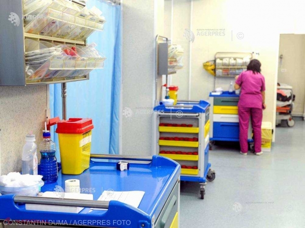 O farmacistă din Braşov, testată pozitiv pentru coronavirus, după ce a contactat cu primul pacient depistat cu acest virus în judeţ