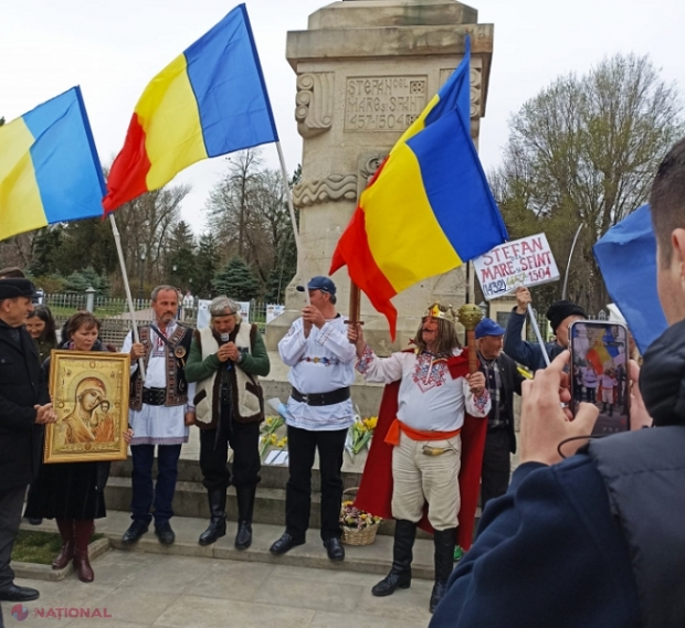 FOTO, VIDEO // Împlinirea a 105 de ani de la Unirea Basarabiei cu România, marcată timp de mai multe zile în R. Moldova: Conferințe, alocuțiuni, concerte, donații de carte și manifestații în stânga Prutului, dedicate evenimentului istoric din 1918