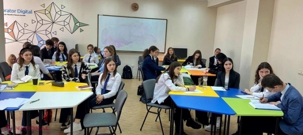 Elevii din R. Moldova merg în vacanța de toamnă: Va dura până pe 3 noiembrie