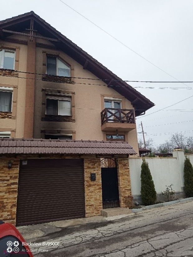 FOTO // O casă din Stăuceni a ars ca o torță, iar proprietara s-a ales cu leziuni