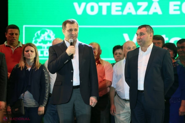 FOTO // Vlad Filat și Victor Său le-au dat o VESTE IMPORTANTĂ locuitorilor din Soroca