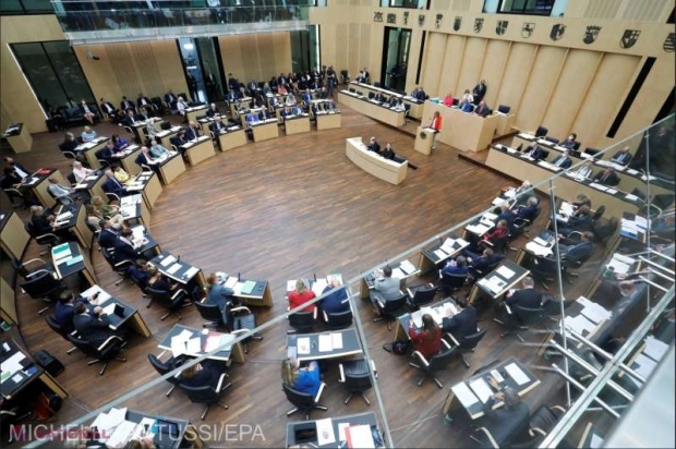 Parlamentul Germaniei a ratificat protocoalele de aderare a Finlandei şi Suediei la NATO