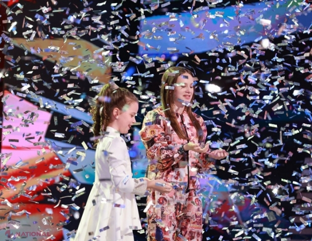 VDEO // Martina Meola, fetița de opt ani de la Chișinău, a cântat la pian legată la ochi și a ajuns în finala concursului „Românii au talent”