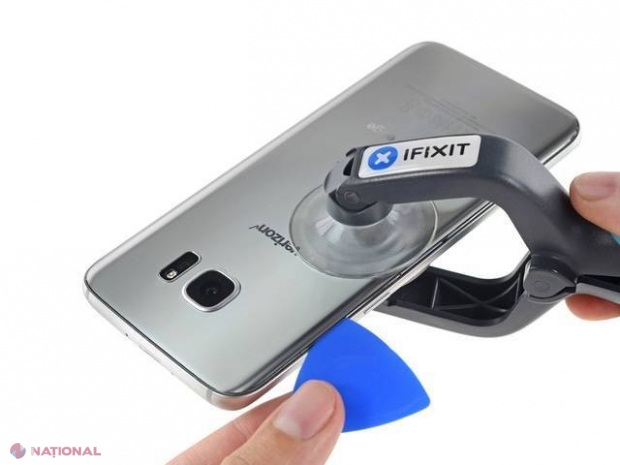 VIDEO // Au desfăcut Galaxy S7 edge şi au avut parte de o SURPRIZĂ neplăcută. „Clienţilor nu le va plăcea asta”