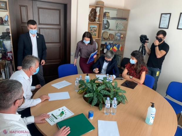 PREZIDENȚIALE // Doi candidați la funcția de președinte al R. Moldova intră, OFICIAL, în cursa prezidențială. Aceștia au cerut CEC-ului eliberarea listelor de subscripție