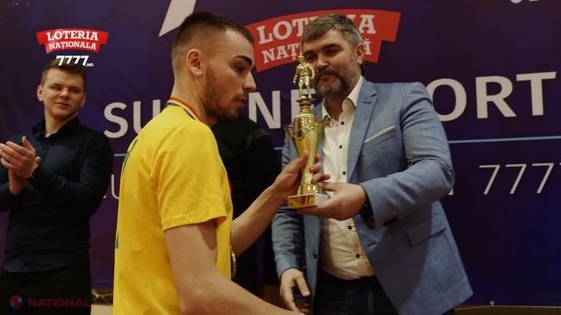 „Cupa de Crăciun 7777.md” a reunit 16 echipe de futsal. Cine a câștigat TROFEUL