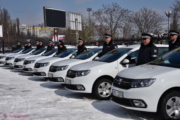 FOTO // UE dotează Poliția din R. Moldova: Zeci de mașini NOI pentru oamenii legii