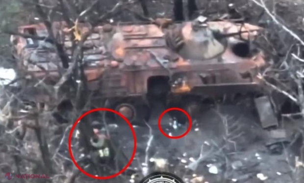 Imagini DRAMATICE de pe frontul din Ucraina. Un grup de soldați ruși se ascund de o DRONĂ kamikaze în carcasa unui blindat distrus. Detaliul ciudat dinaintea exploziei din interior