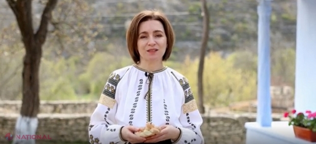 VIDEO // Președinta Maia Sandu a copt hulubași, alături de copiii refugiaților ucraineni: „Ne rugăm cu toții de pace, sperăm la mai bine și credem în bine. Hristos a Înviat!”