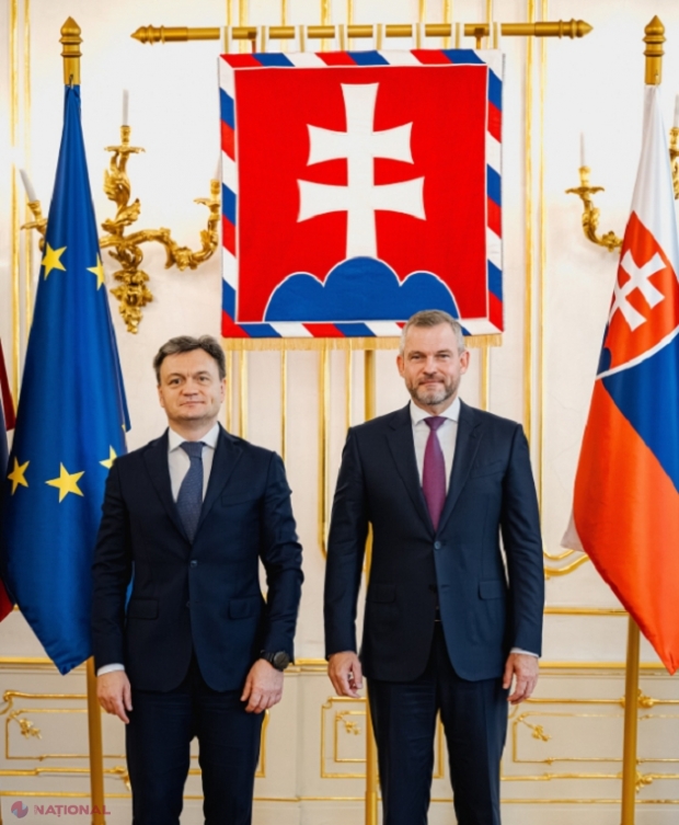 Investitorii din Slovacia, îndemnați să investească în industria vinului, IT, farmaceutica, agricultura, electronica și energia regenerabilă din R. Moldova. Premierul Recean: „Vedem cum s-a dezvoltat Slovacia după aderarea la UE”