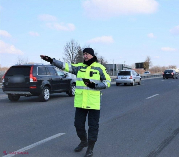 Beat turtă la volan și cu un copil mic pe bancheta din spate: Un șofer a ajuns în șanț la Cimișlia