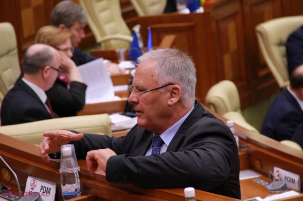 IRONIE // Democratul Diacov își dorește să fie „ÎNVERZITĂ toată R. Moldova”