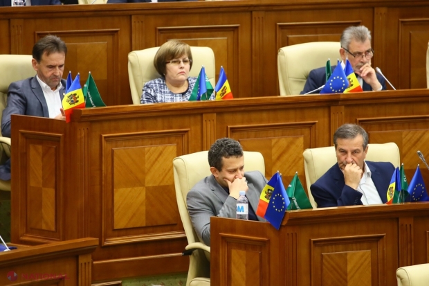 Un deputat liberal-democrat explică de ce NU va vota pentru introducerea sintagmei „integrare europeană” în Legea Supremă: „Initiativa PD privind includerea în Constituție a opțiunii europene este una cinică”