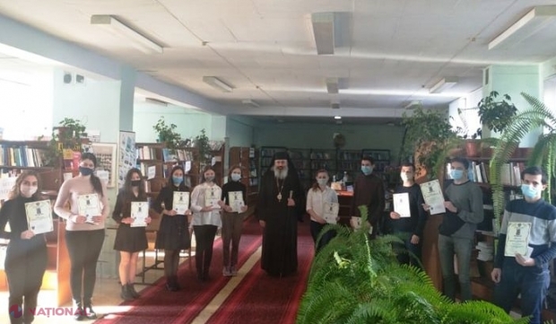 Episcopia de Bălţi a Mitropoliei Basarabiei a oferit 11 burse elevilor şi studenţilor din Bălţi