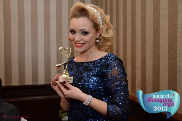 Foto // Cornelia Ștefăneț a luat premiul „Vocea anului 2013”! Uite cât de sexy a apărut la eveniment