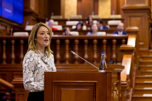 VIDEO // Discursul Robertei Metsola, președintele Parlamentului European, aplaudat minute în șir în picioare de către deputații de la Chișinău: „Locul R. Moldova este în UE”. Opoziția prorusă a ignorat oficialul european