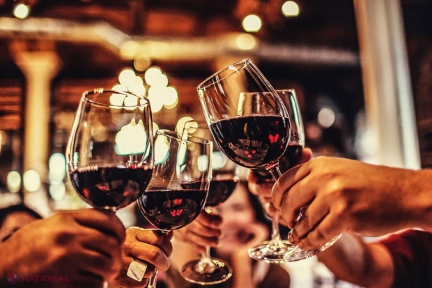 Este în regulă să consumăm alcool în cantități moderate sau ar trebui exclus complet? „Fiecare pahar de alcool...”