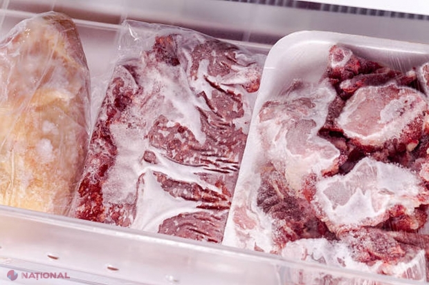 Toți greșesc! Câte luni trebuie păstrată în congelator carnea de porc, de pui și de vită, de fapt