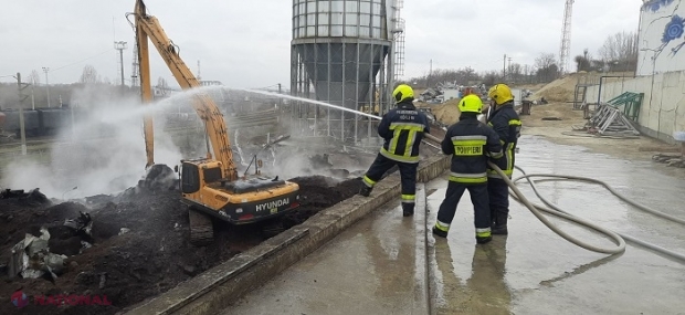 Pompierii au LICHIDAT, în a cincea zi, incendiul de la rezervorul care a început să ardă vinerea trecută