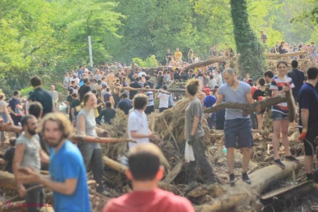 GALERIE FOTO // Tineretul cu care se poate MÂNDRI o țară