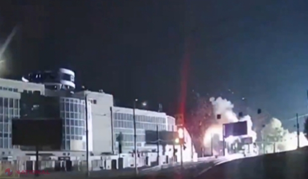 VIDEO // Armata lui Putin a lansat mai multe valuri de drone către Kiev
