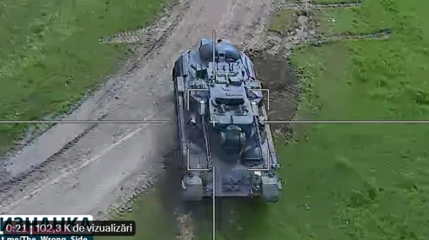 VIDEO // „Calitate germană”: Ce se întâmplă când o dronă kamikaze rusească lovește un blindat Gepard