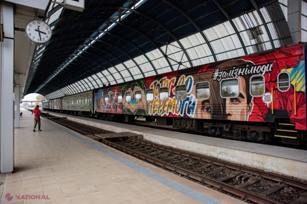 FOTO // „Trenul VICTORIEI” de pe cursa Chișinău-Kiev, în TOPUL „celor mai bune rute feroviare care merită să fie încercate în anul 2023”