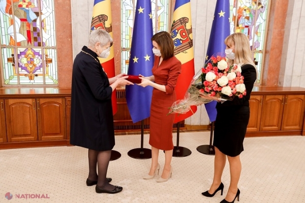 FOTO // Primul „ORDIN al Republicii” acordat de președintele Maia Sandu: „Este una dintre figurile cele mai emblematice și apreciate în domeniul biblioteconomic din republica noastră”