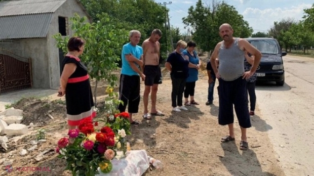 Primarul unui sat din Orhei și două rude ale sale, UCISE în timp ce mergeau pe marginea drumului de către un șofer beat