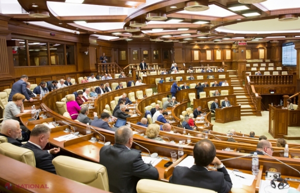 Socialiștii cer Parlamentului să adopte o DECLARAȚIE politică prin care „să ofere garanții minorităților etnice”, după ce Curtea Constituțională a ANULAT legea care oferea limbii ruse statut de „limbă de comunicare între națiuni” în R. Moldova
