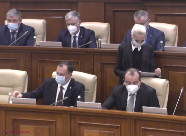 VIDEO, UPDATE // Deputații Petru Jardan și Denis Ulanov au fost REȚINUȚI pentru 72 de ore, după ce au rămas FĂRĂ imunitate parlamentară! Procurorul general, Alexandr Stoianoglo, declarații în fața deputaților: „Avem probe pertinente și concludente”